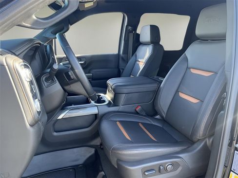 Used 2023 GMC Sierra 2500 AT4 w/ Gooseneck/5TH Wheel Package image 13