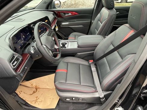 New 2026 Chevrolet Traverse RS w/ LPO, Floor Liner Package image 12