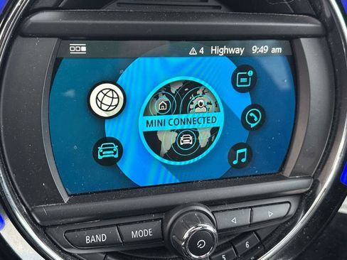Used 2019 MINI Cooper Countryman S w/ Premium Package image 9
