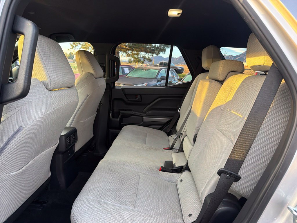 Used 2026 Toyota 4Runner SR5 AWD/4WD image 21