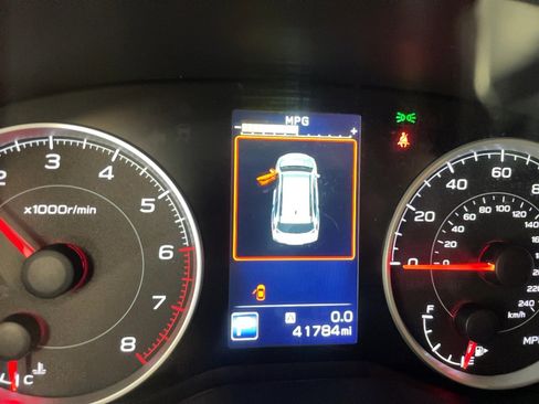 Used 2022 Subaru Ascent Premium w/ Convenience Package image 11