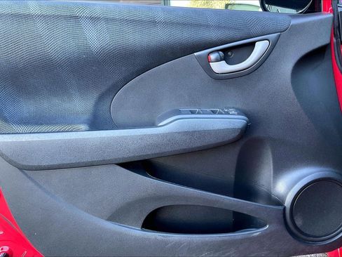 Used 2011 Honda Fit Sport image 14