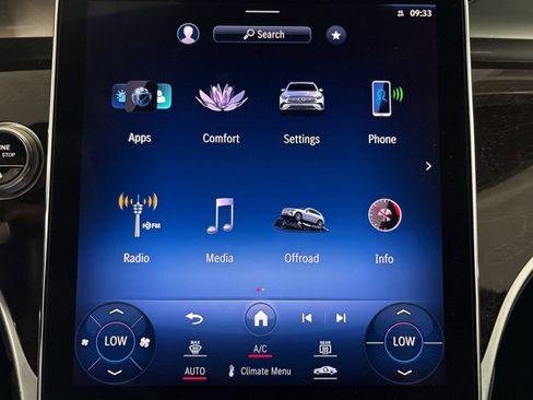 Certified 2023 Mercedes-Benz GLC 300 4MATIC image 19