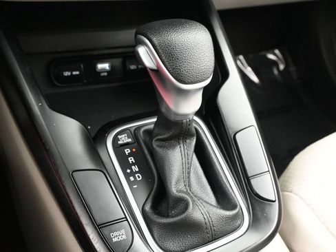 Used 2023 Kia Soul LX FWD image 20