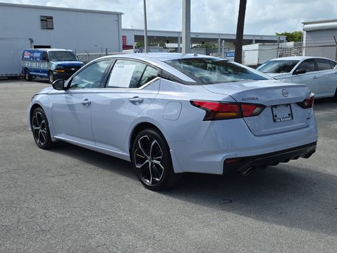 Used 2025 Nissan Altima 2.5 SR AWD/4WD image 5