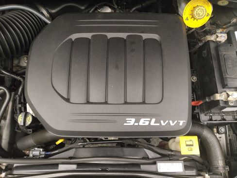 Used 2017 Dodge Grand Caravan SE w/ Power Window Group FWD image 30