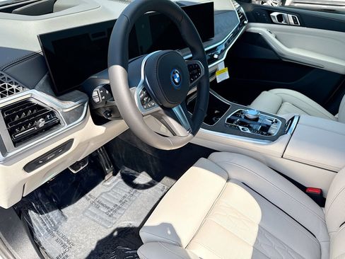 New 2026 BMW X5 xDrive50e w/ Executive Package AWD/4WD image 26