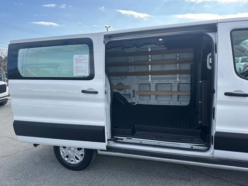 Used 2024 Ford Transit 250 Low Roof w/ Exterior Upgrade Package image 20