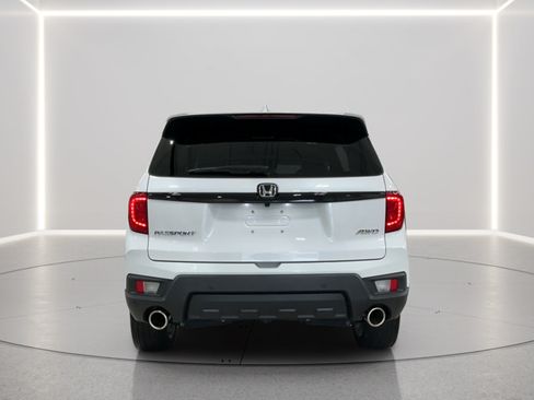 Used 2024 Honda Passport EX-L image 4