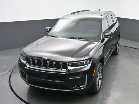 New 2026 Jeep Grand Cherokee L Limited AWD/4WD image 38