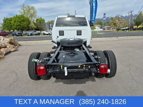 New 2026 RAM 5500 4x4 Regular Cab image 4