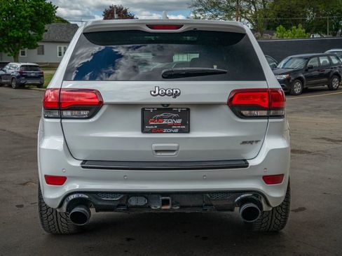 Used 2015 Jeep Grand Cherokee SRT AWD/4WD image 17