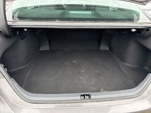 Used 2022 Toyota Camry SE image 28