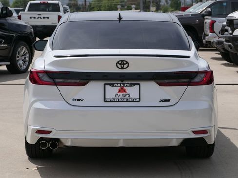 Used 2025 Toyota Camry XSE image 4