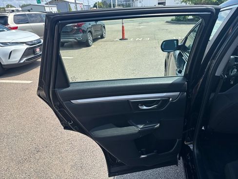 Used 2020 Honda CR-V LX image 39