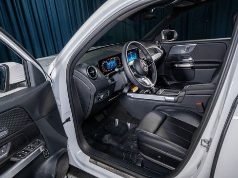 New 2026 Mercedes-Benz GLB 250 image 10