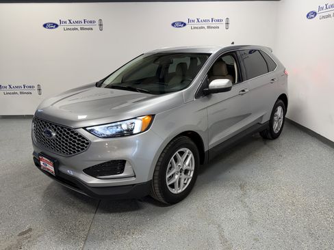 Used 2024 Ford Edge SEL AWD/4WD image 3