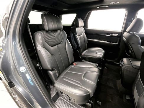 Used 2023 Hyundai Palisade Calligraphy w/ Cargo Package image 28