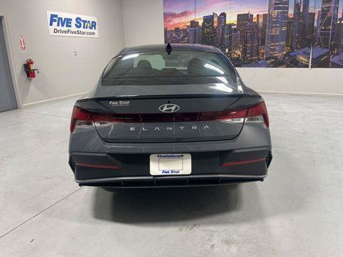 New 2026 Hyundai Elantra Sport FWD image 25