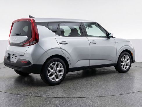 Used 2025 Kia Soul LX w/ LX Technology Package image 9
