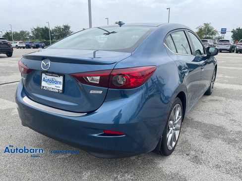 Used 2018 MAZDA MAZDA3 Touring FWD image 5