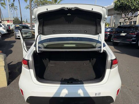 Used 2024 Toyota Corolla LE image 19