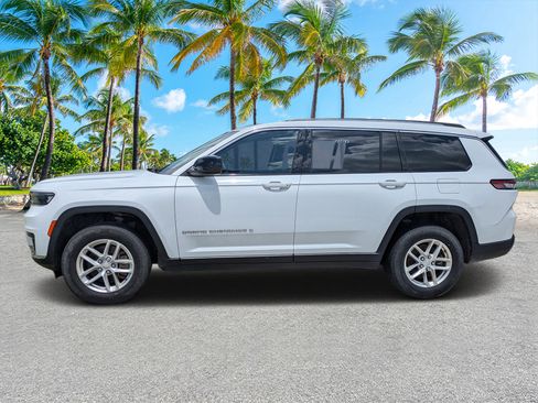 Used 2023 Jeep Grand Cherokee L Laredo AWD/4WD image 6