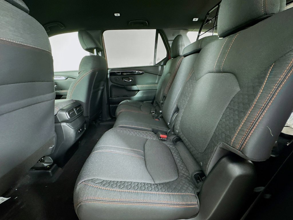 Used 2026 Honda Pilot Sport image 32
