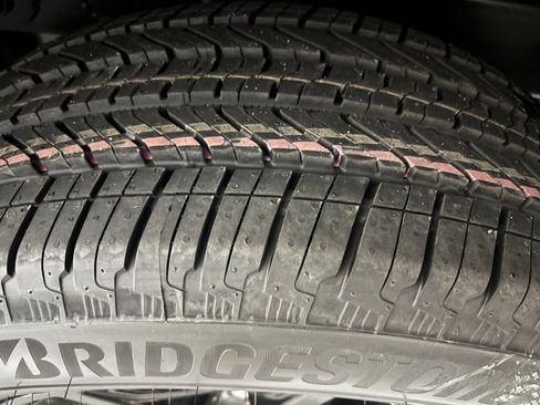 New 2026 GMC Sierra 1500 Elevation image 7