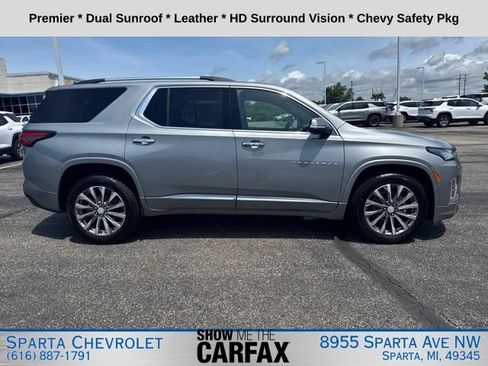 Used 2023 Chevrolet Traverse Premier AWD/4WD image 2