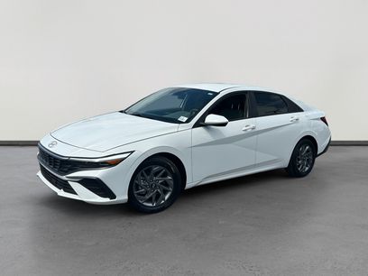 Used 2024 Hyundai Elantra Blue