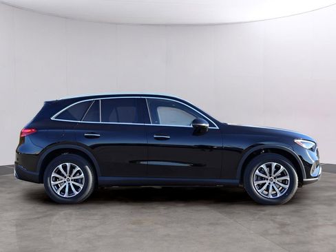 Certified 2026 Mercedes-Benz GLC 300 4MATIC image 4