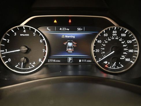 Used 2023 Nissan Murano S image 9