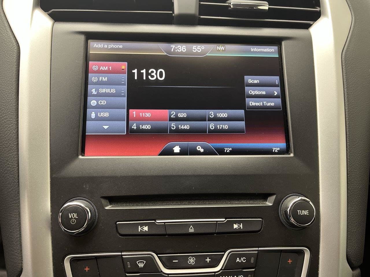 Used 2016 Ford Fusion SE AWD/4WD image 18