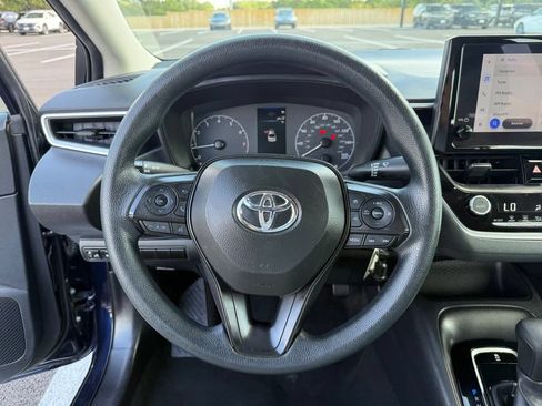 Used 2024 Toyota Corolla LE FWD image 16
