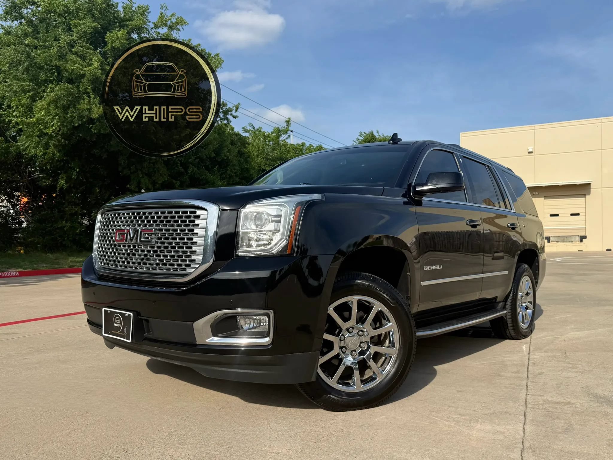 Used 2017 GMC Yukon Denali AWD/4WD image 1