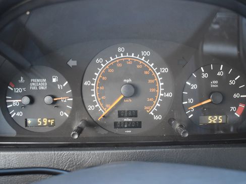 Used 1995 Mercedes-Benz C 280 Sedan image 37