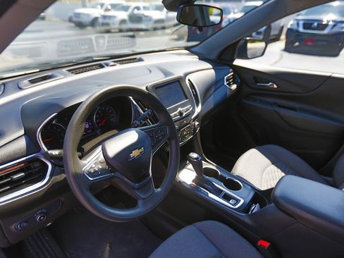 Used 2020 Chevrolet Equinox LT FWD image 4