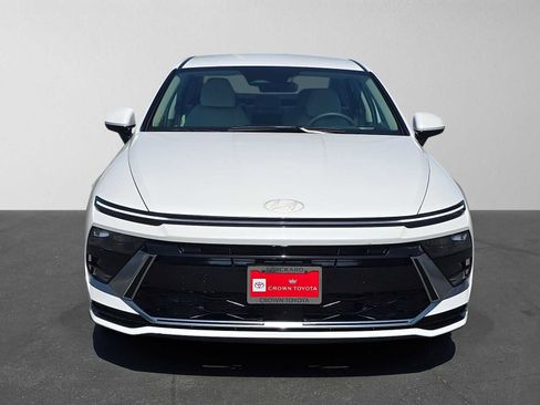Used 2025 Hyundai Sonata SEL FWD image 8