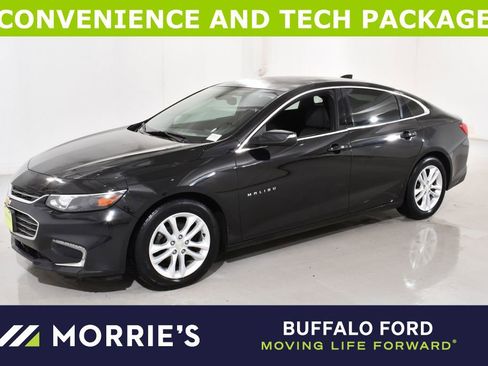 Used 2017 Chevrolet Malibu LT image 1