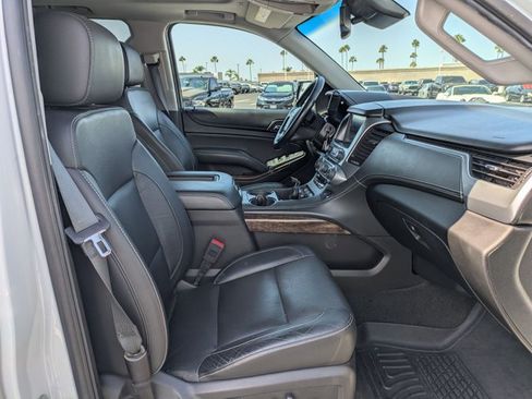 Used 2018 Chevrolet Suburban LT AWD/4WD image 22
