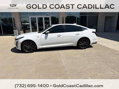 Used 2020 Cadillac CT5 V w/ Premium Package AWD/4WD image 2
