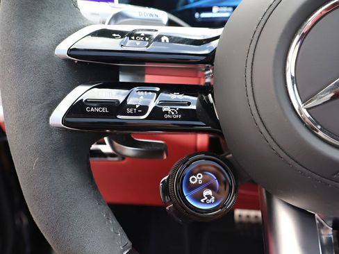 Used 2025 Mercedes-Benz S 63 AMG S image 23