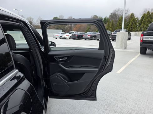 Used 2019 Audi Q7 3.0T Premium Plus w/ Premium Plus Package image 22