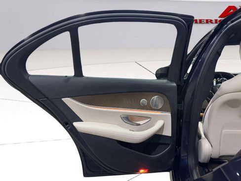 Used 2022 Mercedes-Benz E 350 Sedan image 40