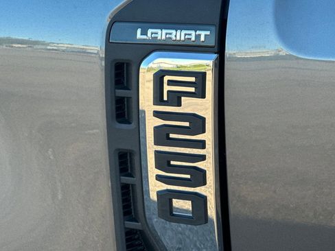 New 2026 Ford F250 Lariat w/ Lariat Premium Package image 6