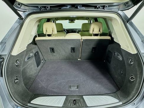 Used 2020 Buick Envision Essence w/ Experience Buick Package FWD image 31
