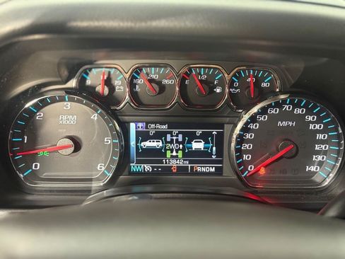 Used 2016 Chevrolet Suburban LT AWD/4WD image 12
