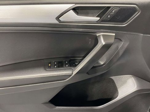 Used 2023 Volkswagen Tiguan S image 19