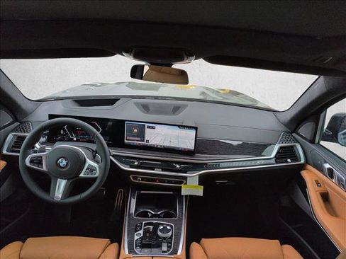 New 2026 BMW X7 xDrive40i w/ M Sport Package image 15